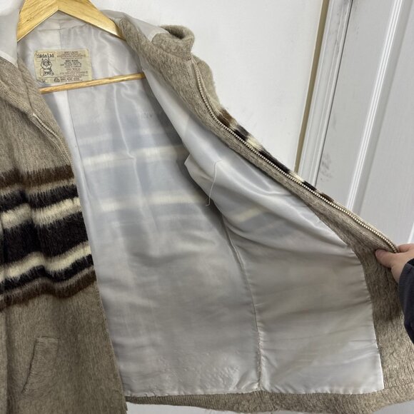 Vintage Hilda Ltd Made In Iceland Virgin Wool Sweater Jacket Coat Women M Boho - Picture 6 of 7